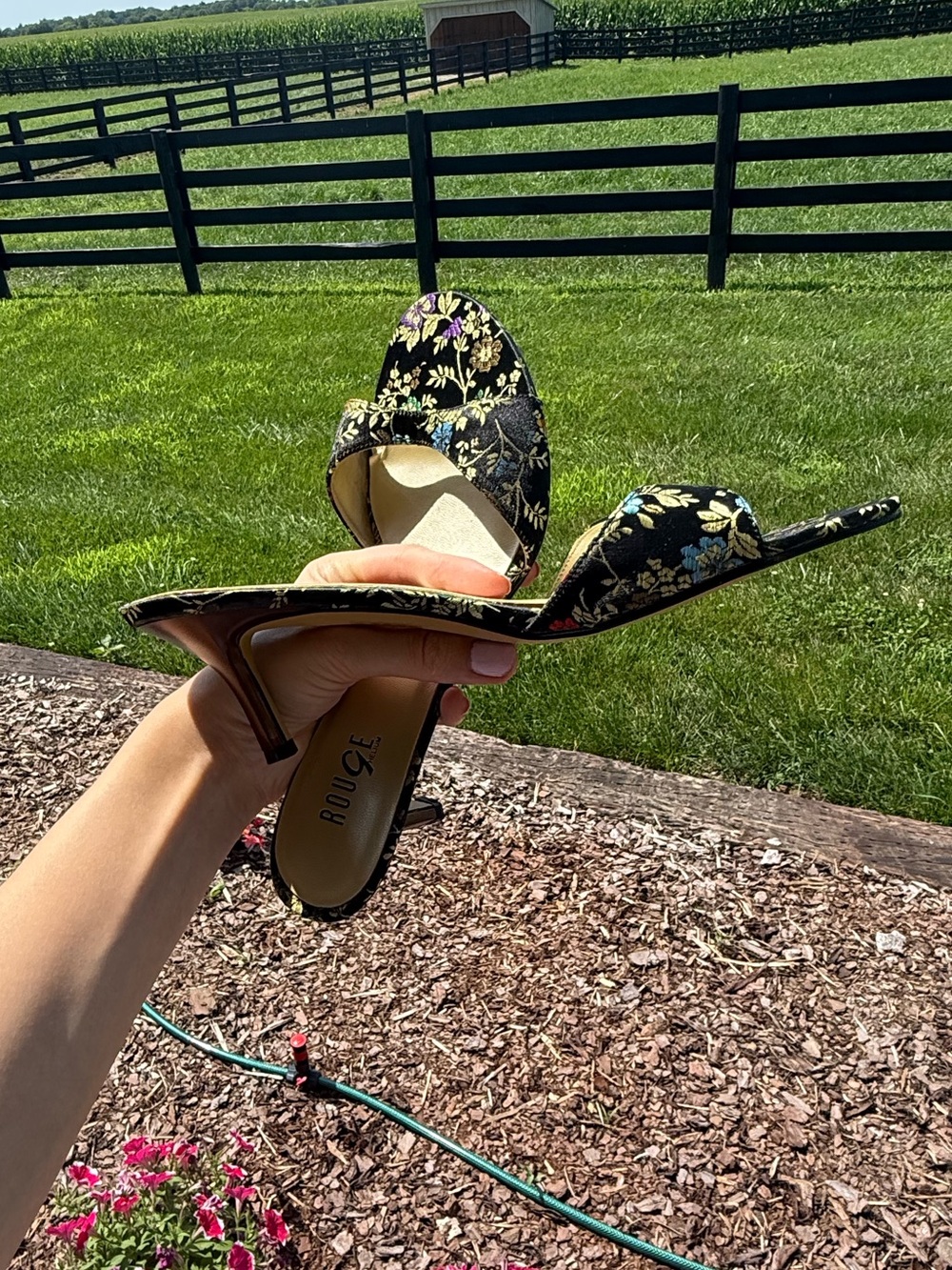 Y2K 2000s vintage black kitten heels Asian style